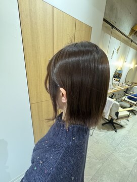 パラゴ(PARAGO.) 《緑橋/城東区/女性サロン》ラベンダー×切りっぱなし