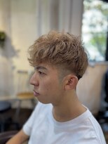 クラウドヘアー CLOUD HAIR&nbsp;金髪ハイトーンカラー癖毛ショート
