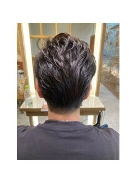 オレロ 国立(olelo) 暗めカラー/グランマッシュ/デザインカラー/フェザーパーマ/国立