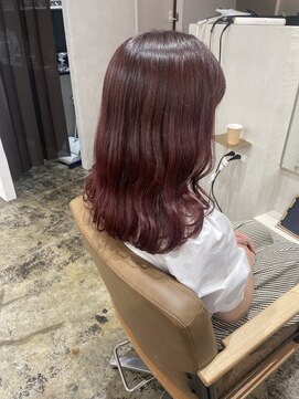 ユッカ 梅田(YUCCA) 【YUCCA】大人可愛い/セミロング/cherry red