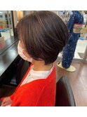 脱白髪染め白髪ぼかし耳だしショート大人かわいいうるツヤ髪