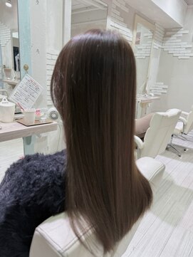 ルルー(L’heureux) セミロングレイヤー