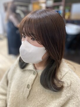 シャイン(shine) カット+ヴィラロドラカラー