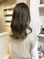 キャアリー(Caary)&nbsp;福山市美容院Caary オリーブベージュカラー 20代 30代