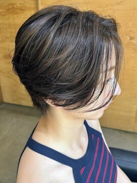 リッチオ(Riccio) ハンサムショート ショート アッシュカラー