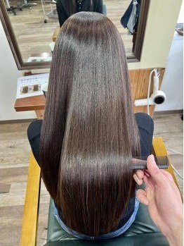 厳選したトリートメントを豊富に取扱い◎あなたの髪にピッタリなトリートメントをスタイリストがご提案！