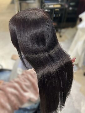 トリア(the tria) 【chika】ほんのりラベンダーカラー