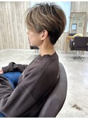 ハンサムショート/シャンパンベージュ/秦野ショート/脱白髪染め