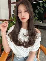 インビテーション(invitation)&nbsp;【invitation人気スタイル】顔まわりレイヤー/海外風レイヤー