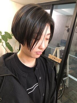 ベロニカ(Beronica) パツっとショート・ツーブロショート【Beronica 新小岩】