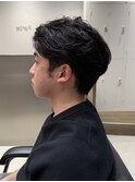 刈り上げセンターパートリバースセンターパートニュアンスパーマ