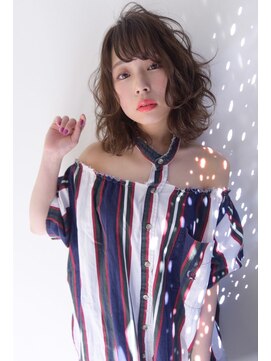 エミュスト(Emuest) 【Emuest心斎橋】くびれレイヤーミディ×くせ毛風無造作カール