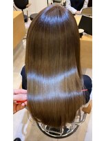 ジーナ 福岡天神(Zina)&nbsp;小顔セミウェットウェーブピンクベージュハイライトカラー