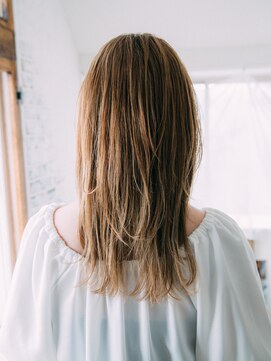 ヘアアンドリラクゼーション シャッセ(Hair&Relaxation SASE) 外国人風ウルフ