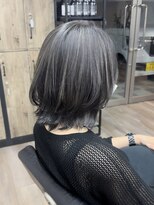 ヴィフ 大船(VIF)&nbsp;レイヤーカットくびれヘアカット白髪ぼかし脱白髪染め大船駅鎌倉