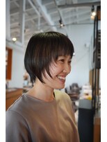 チェロ(CHERO)&nbsp;★大人ショートスタイル＃モテ髪＃顔まわりレイヤー＃前髪あり