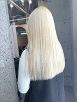 ラニヘアサロン(lani hair salon)&nbsp;ホワイトブロンド/抜きっぱなし/ケアブリーチ/ハイトーン/ロング