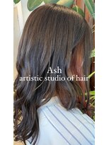 アッシュ アーティスティック スタジオ オブ ヘア(Ash artistic studio of hair)&nbsp;ベージュ×オレンジ