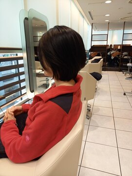 エムコーゾーヘアー(M KOZO hair) 【YAMATO】東京/丸の内/大人ショート/大人ボブ/耳かけ