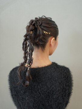 ジーナエス 札幌(Zina S) design pony