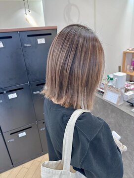 ユニ バイ マグ 長野店(Uni.by Mag) ナチュラルバレイヤージュ筋感◎ライトブラウン透明感