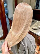 イリス 名古屋 名駅(Iris) ミルクティーカラー