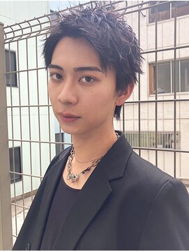 リアイス(Re:ICE) 黒髪スパイキーショートウルフ/フェザーパーマ/シャドウパーマ