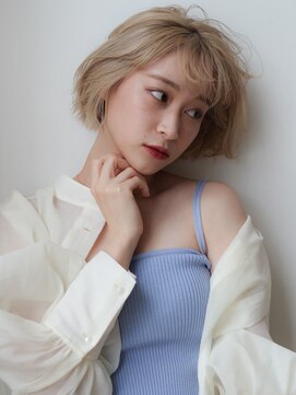 ヴィヴィ(VIVIE) 大人ガーリー似合わせミディアムレイヤーカットダークアッシュ