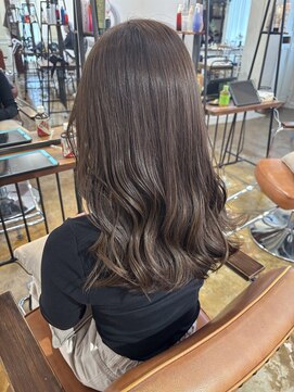 ヘアラウンジ アンリオ(hair lounge an rio) アッシュグレージュ