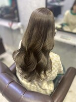グラッジ 池袋(GLADGE)&nbsp;【柔らかさ×透明感◎大人のオリーブベージュ】