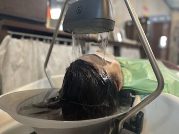 ココロ ヘアースタジオCOCOROの写真/2席のみの隠れ家！女性スタッフ1名がマンツーマンで施術◎髪も心もリフレッシュ♪