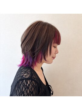 ニコラ(NICOLA) ウルフカット