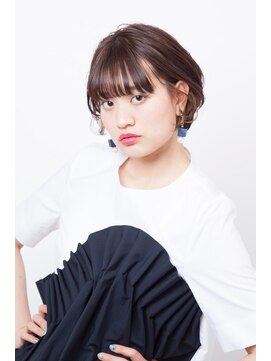 ピークアブー ワン(PEEK-A-BOO ONE) アメジスト×インナーカラー×美フォルムボブ 伊藤雨潔