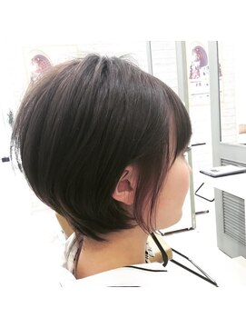 ノヴェル 富沢店(NOVEL) 丸みショートボブ