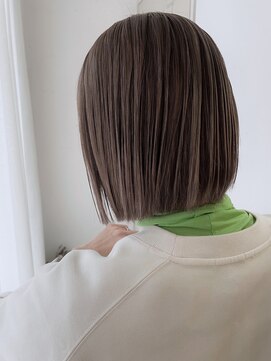 フィオ(fio) 【fioフィオ】ボブデザインカラー