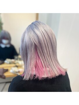 コニ(Coni) 【和田寧々】インナーカラー/ホワイトカラー/ピンクカラー