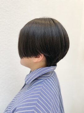 ペスコペスカ(PESCO PESCA) 耳出しショート×かっこいい女子 20代30代40代50代