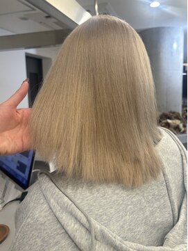 ルーブ トウキョウ(Loob. TOKYO) ハイトーンカラーダブルカラーケアブリーチカラーベージュカラー