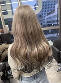 ミルクティーカラー×裾ブラック