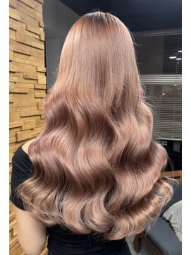 ラピス 横浜(Lapis) ピンクベージュブリーチカラーシールエクステ