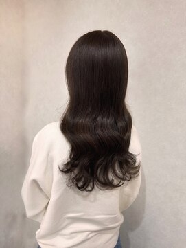 アプローズ(applause.) 春の新色【ミスティークターコイズ】で寒色ベージュ