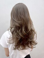 アイティーバイアルバム 八王子店(IT by ALBUM)&nbsp;おくれ毛ミルクティー顔周りレイヤー韓国ヘアロング_ba558871