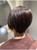 ショートボブ×ほんのりくすみブラウン
