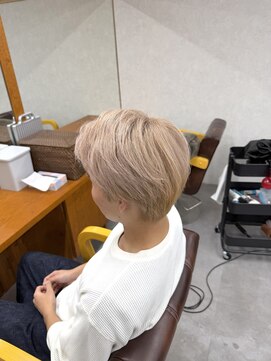 ミルクティーベージュ