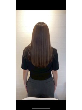 フロート 小阪店(float) 小顔似合わせレイヤーカット/髪質改善ダメージレスカラー