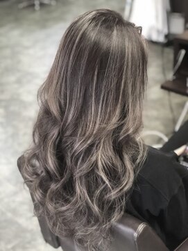 ヒスヘアー クリエイティブスペース(hys hair creative space by lauto) ハイライトスタイル/オンブレ