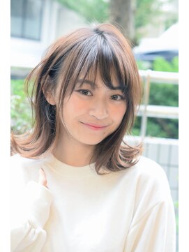 ミーケ(miike) 【miike】耳かけ“アッシュべージュ”×外はねボブ