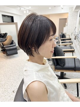 メモリーズ 銀座(Memories) ふわっとまとまる！簡単スタイリング！大人ショートヘア！