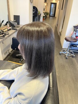 ヘアーアンドメイクアップ ケー インターナショナル 神楽坂(Ke' International) ハイライト　シルバーグレー　外国人風カラー　グレージュ