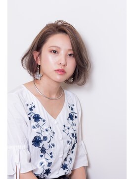 ディーボーイリタ 光の森(D-BOY Lita) エアリーボブ